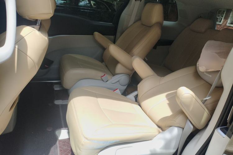 Used Buick GL8 2020 Land Business Class 652T Luxury Model Left Rear Seat