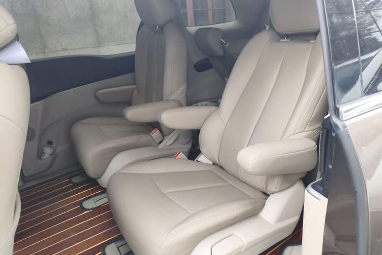 Used Buick GL8 2020 Land Cruiser Executive Class 652T Comfort Model Left Rear Seat