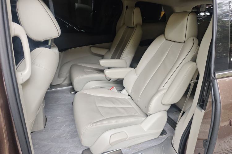Used Buick GL8 2020 Land Business Class 652T Luxury Model Left Rear Seat