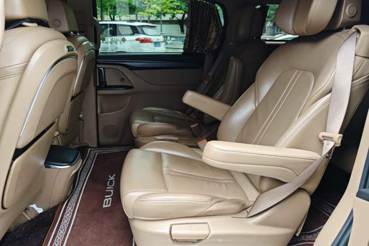 Used Buick GL8 2020 ES Land Cruiser 653T Luxury Edition Left Rear Seat