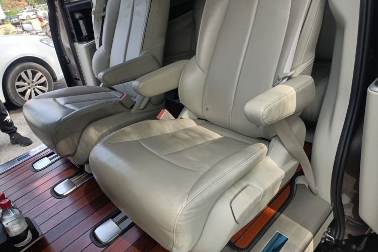 Used Buick GL8 2020 Land Business Class 652T Luxury Model Left Rear Seat