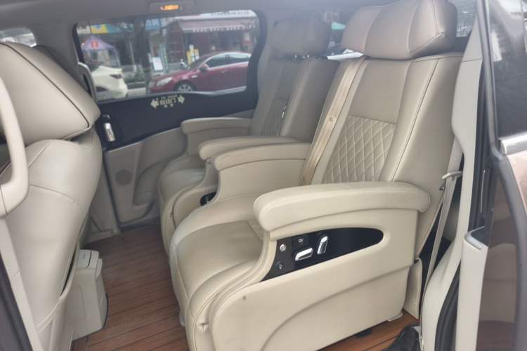 Used Buick GL8 2020 Land Business Class 652T Luxury Model Left Rear Seat