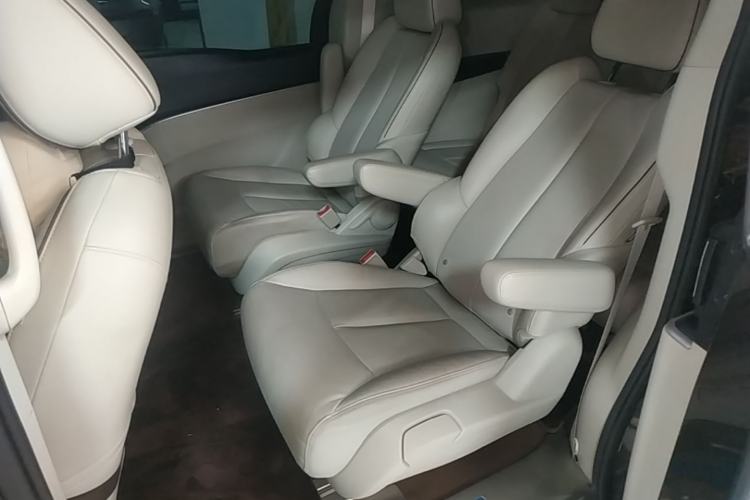 Used Buick GL8 2020 Land Business Class 652T Luxury Model Left Rear Seat