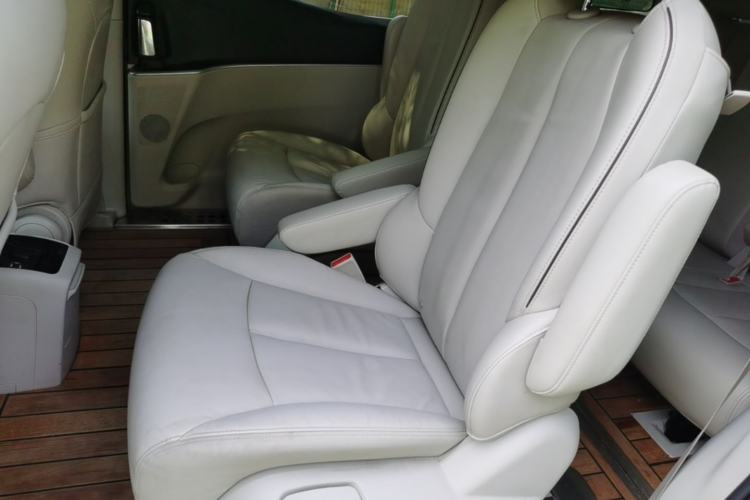 Used Buick GL8 2020 Land Business Class 652T Luxury Model Left Rear Seat