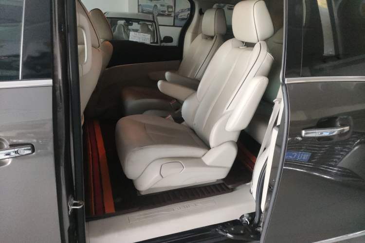 Used Buick GL8 2020 Land Business Class 652T Luxury Model Left Rear Seat