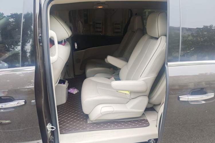 Used Buick GL8 2020 Land Business Class 652T Luxury Model Left Rear Seat