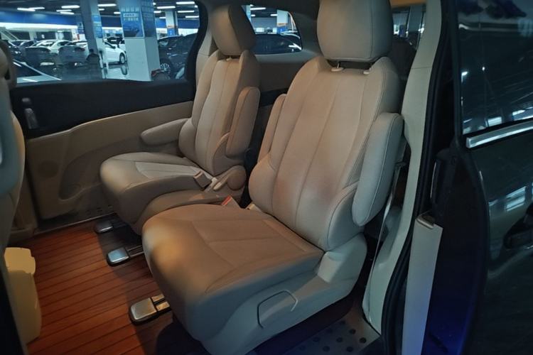 Used Buick GL8 2020 Land Cruiser Executive Class 652T Comfort Model Left Rear Seat