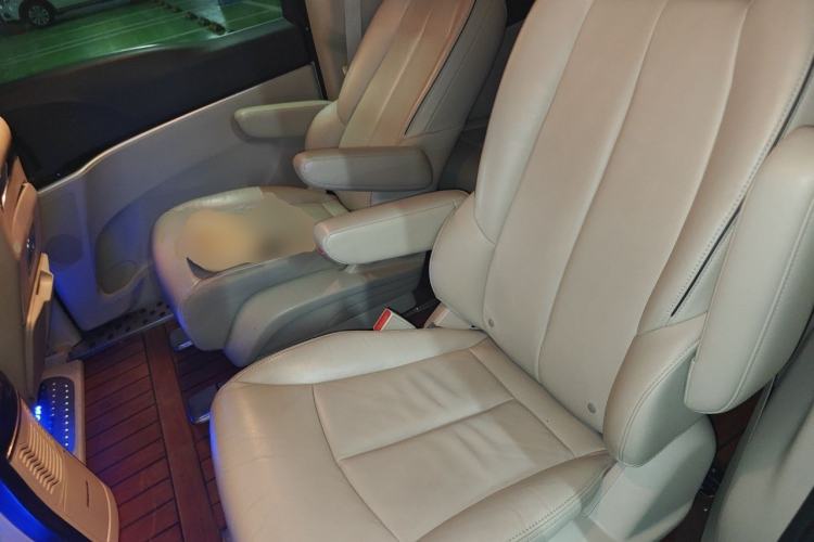 Used Buick GL8 2020 Land Business Class 652T Luxury Model Left Rear Seat