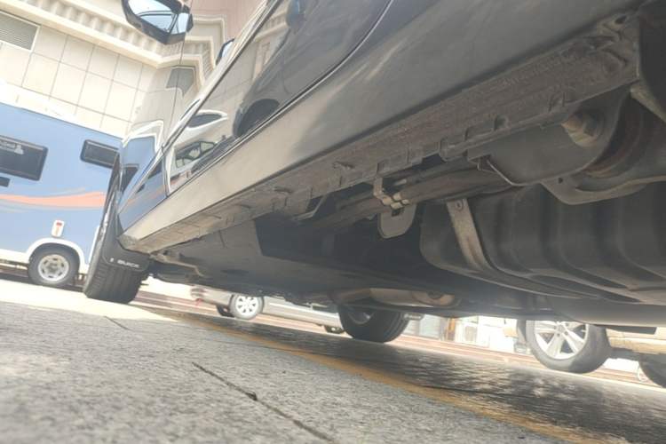Used Buick GL8 2020 Land Business Class 652T Premium Model Left Side Sill