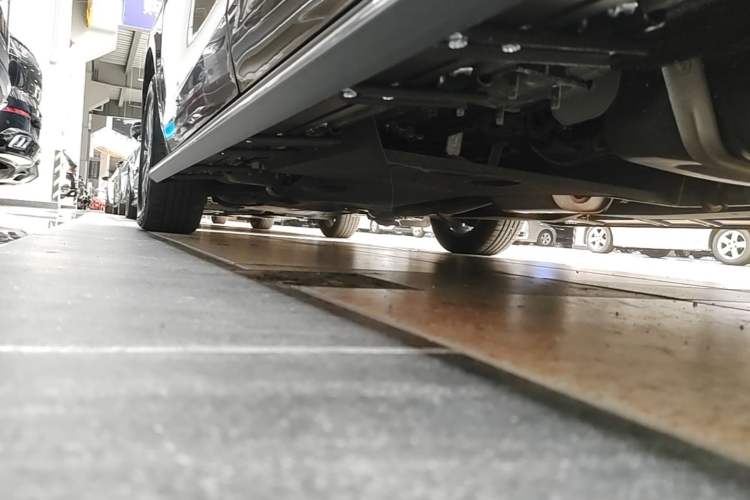 Used Buick GL8 2020 Land Cruiser Executive Class 652T Comfort Model Left Side Sill
