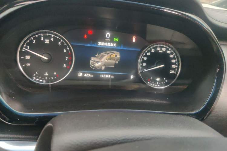 Used Buick GL8 2020 Land Business Class 652T Luxury Model Odometer Close Up