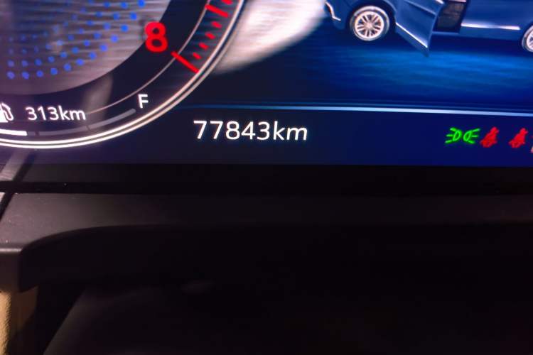 Used Buick GL8 2020 ES Land Cruiser 653T Luxury Edition Odometer Close Up