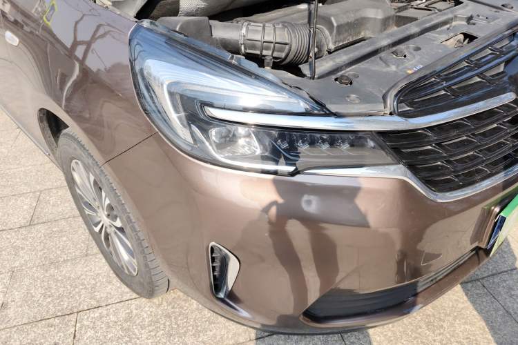Used Buick GL8 2020 Land Business Class 652T Luxury Model Right Front Headlight