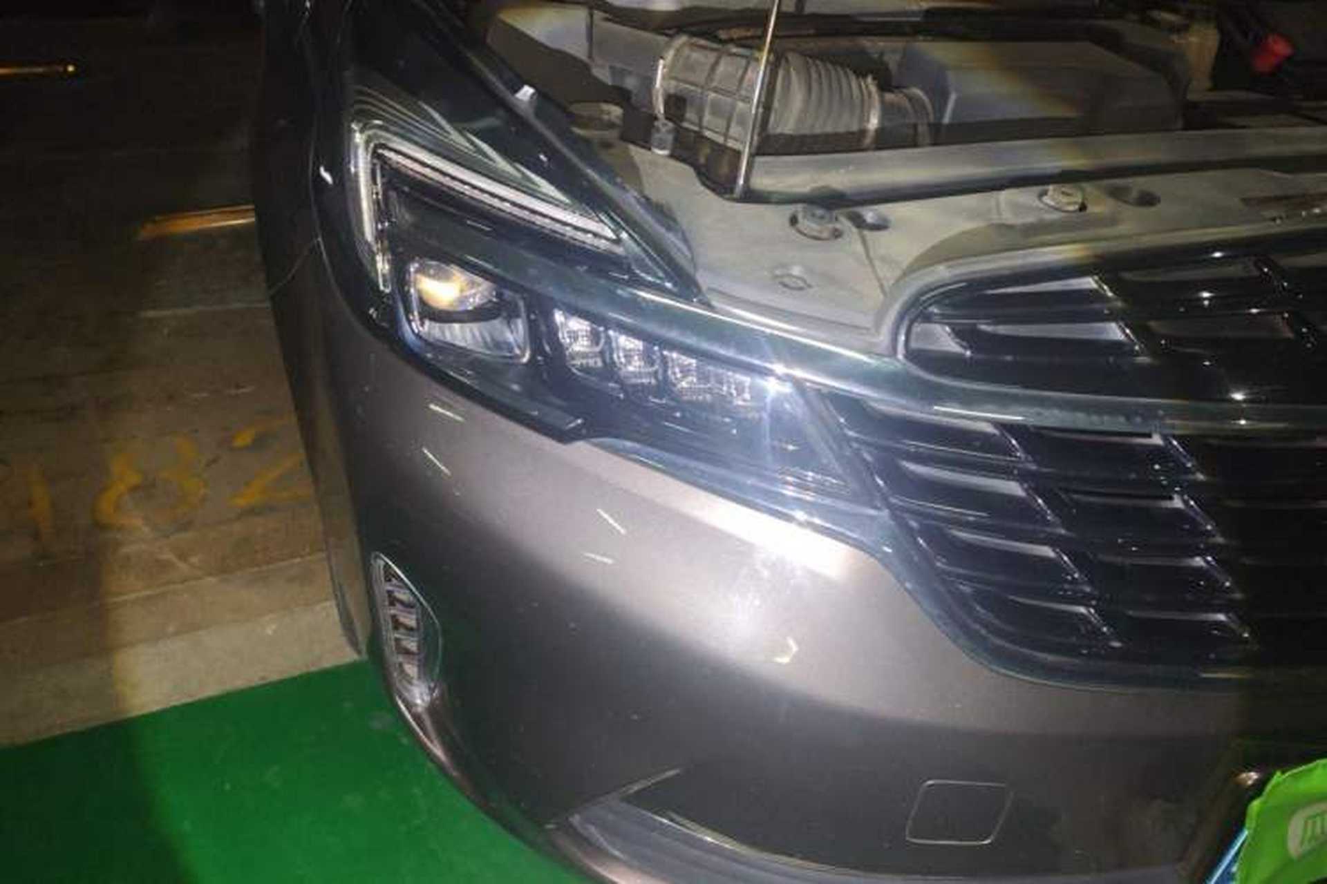 Used Buick GL8 2020 Land Cruiser Executive Class 652T Comfort Model Right Front Headlight