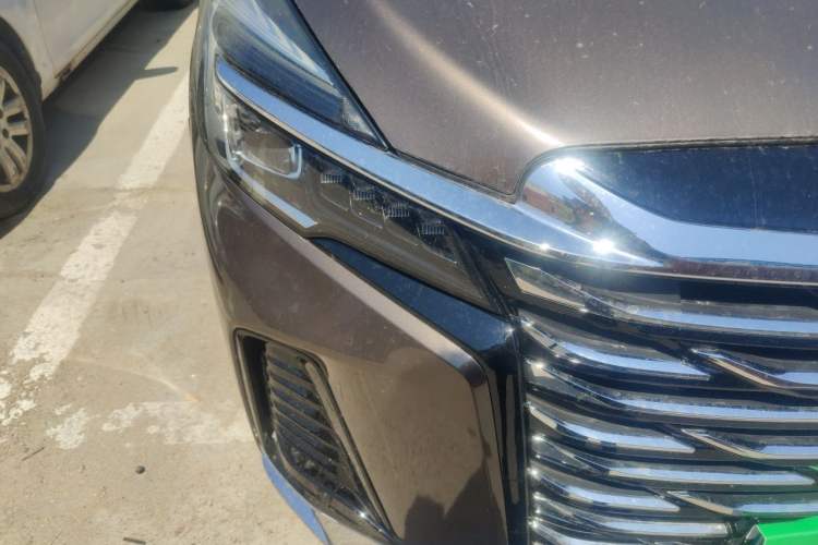 Used Buick GL8 2020 Land Cruiser Executive Class 652T Comfort Model Right Front Headlight