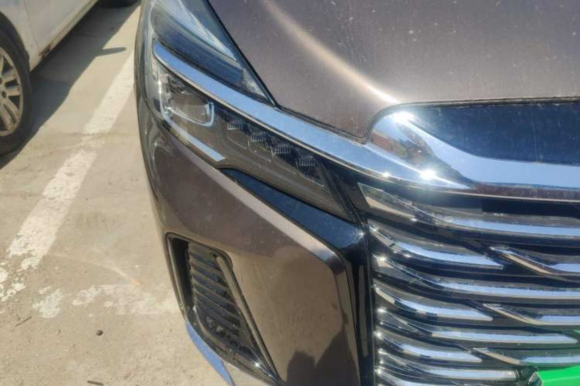 Used Buick GL8 2020 Land Cruiser Executive Class 652T Comfort Model Right Front Headlight