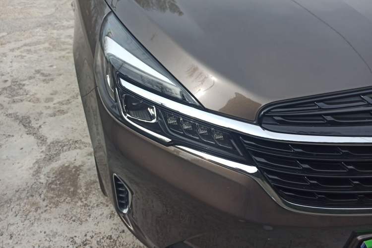 Used Buick GL8 2020 Land Business Class 652T Luxury Model Right Front Headlight