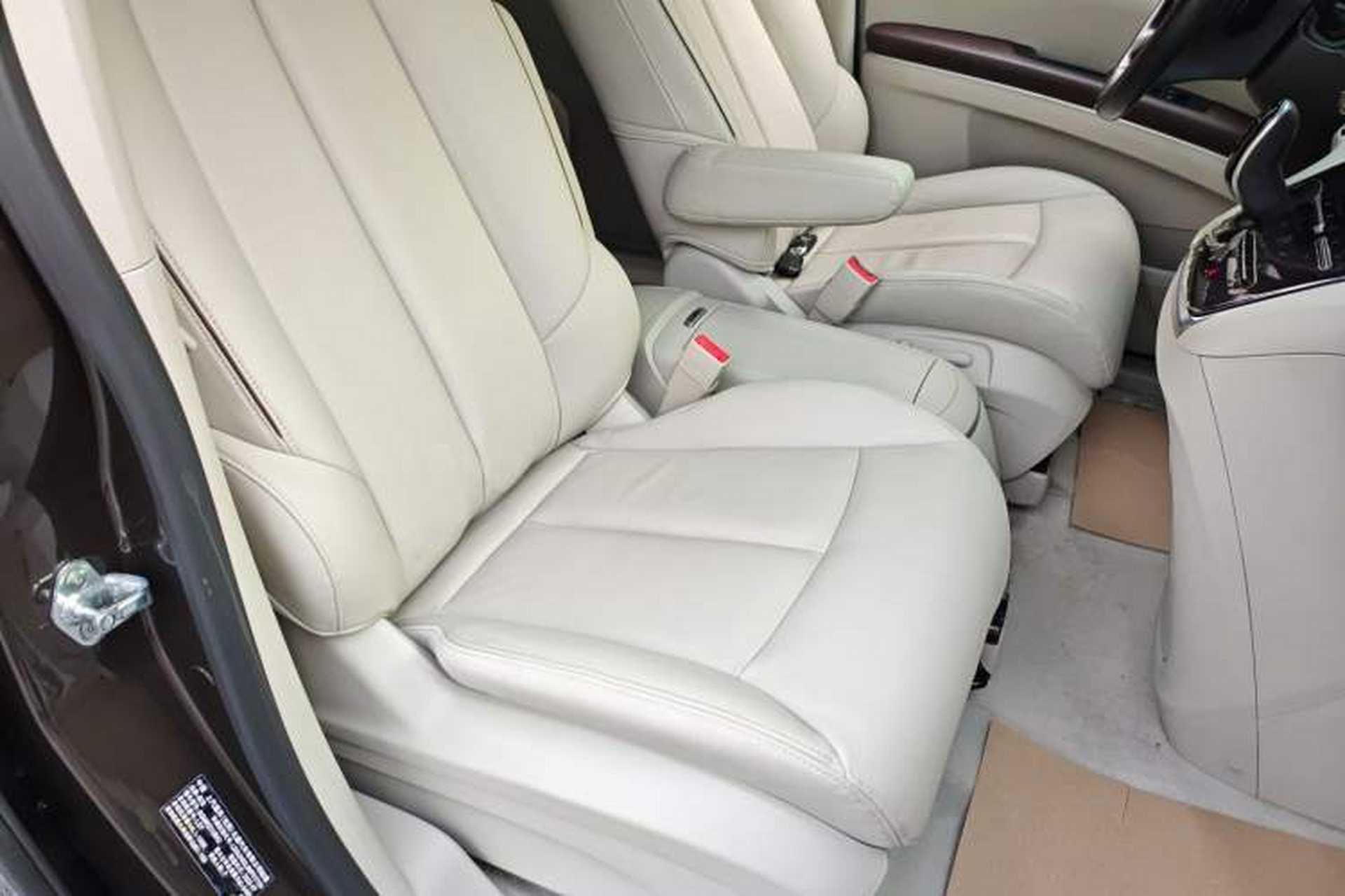 Used Buick GL8 2020 Land Business Class 652T Premium Model Right Front Seat