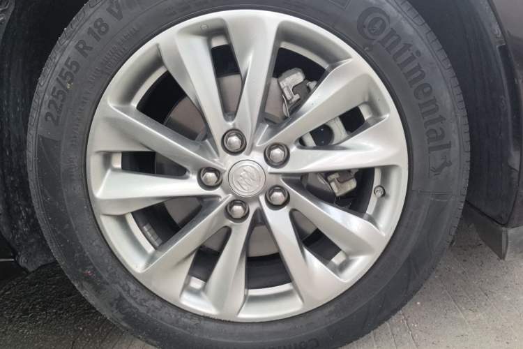 Used Buick GL8 2020 Avenir Avia 7-Seater Deluxe Edition Right Front Wheel Hub