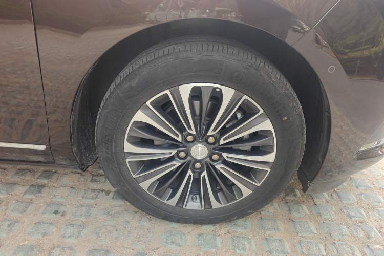Used Buick GL8 2020 ES Land Cruiser 653T Smart Flagship Model Right Front Wheel Hub