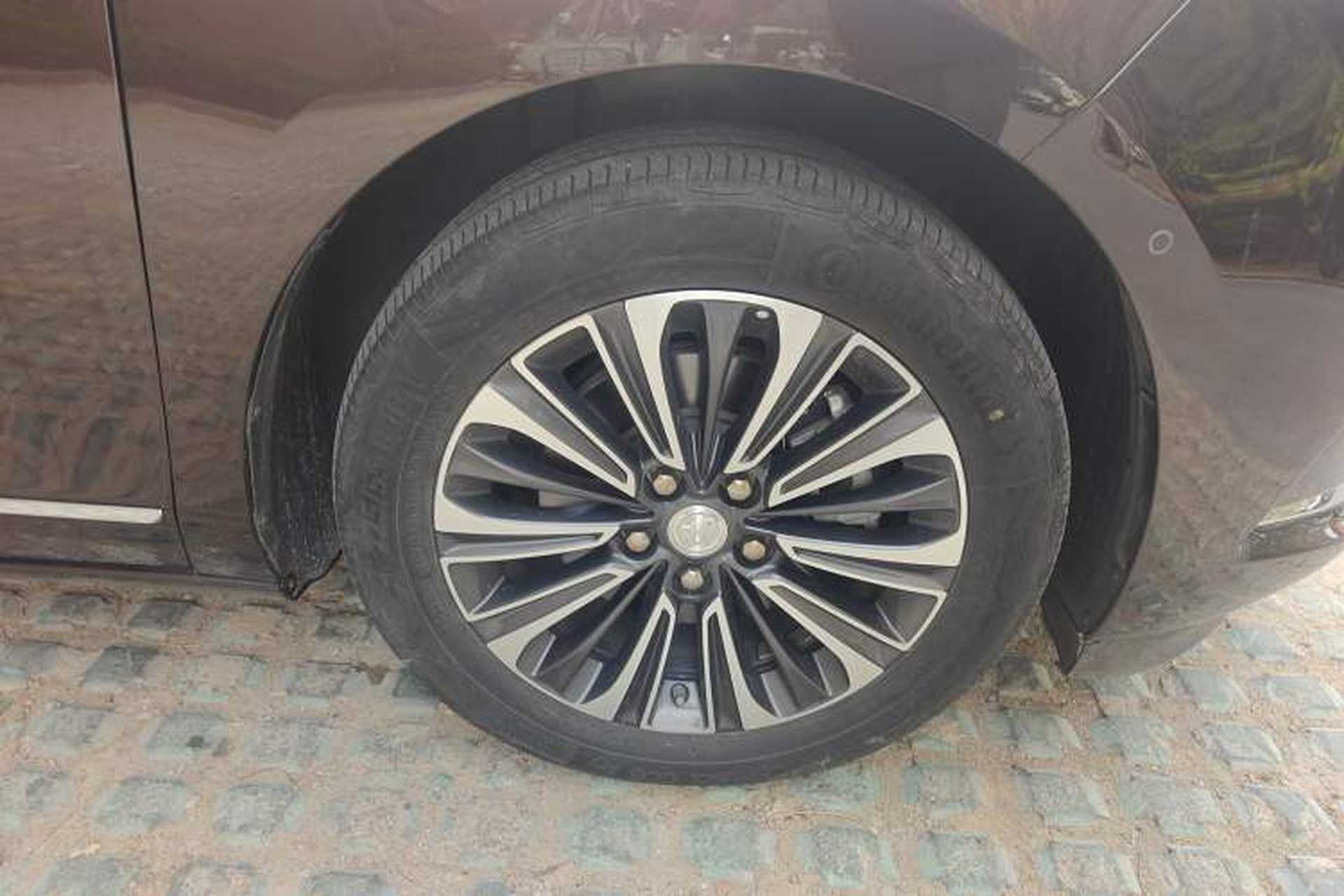 Used Buick GL8 2020 ES Land Cruiser 653T Smart Flagship Model Right Front Wheel Hub