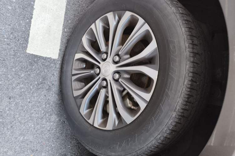 Used Buick GL8 2020 Land Business Class 652T Luxury Model Right Front Wheel Hub