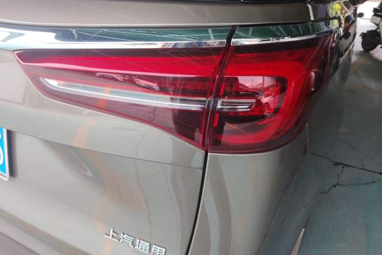 Used Buick GL8 2020 ES Land Cruiser 653T Luxury Model Right Rear Taillight