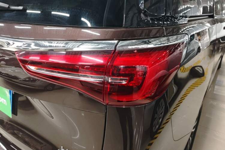Used Buick GL8 2020 ES Land Cruiser 653T Comfort Edition Right Rear Taillight