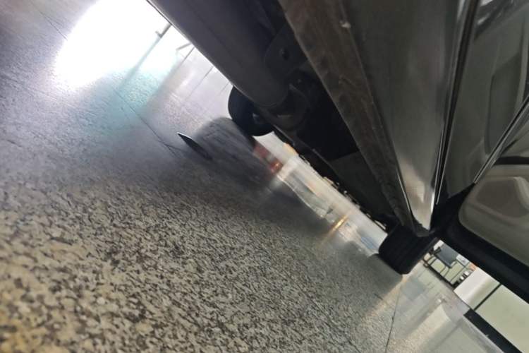Used Buick GL8 2020 Land Business Class 652T Luxury Model Right Side Sill