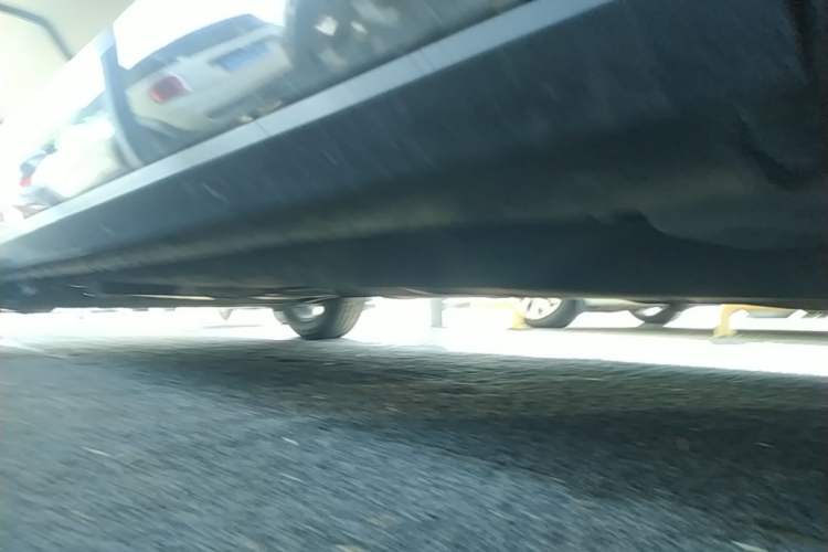 Used Buick GL8 2020 Land Cruiser Executive Class 652T Comfort Model Right Side Sill