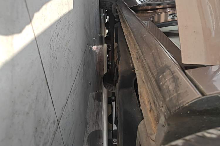 Used Buick GL8 2020 Land Business Class 652T Luxury Model Right Side Sill