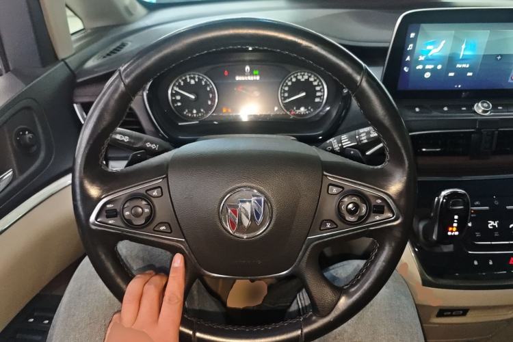 Used Buick GL8 2020 Land Business Class 652T Luxury Model Steering Wheel