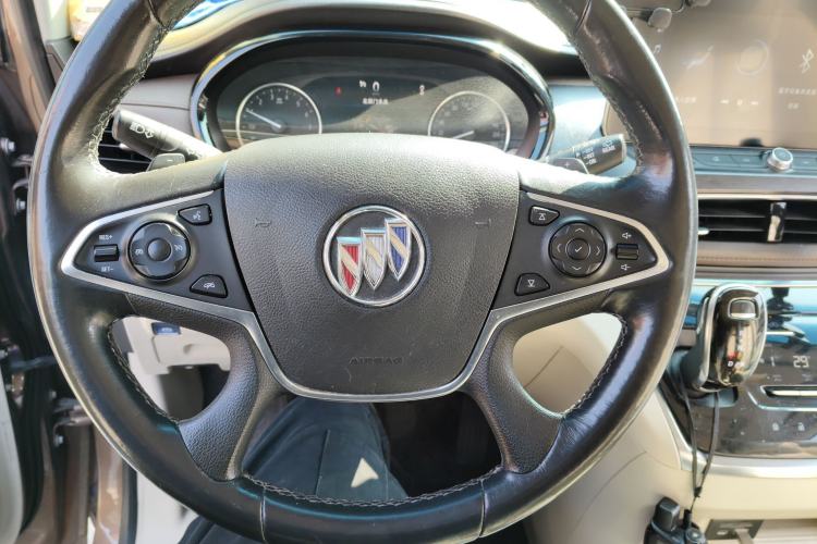 Used Buick GL8 2020 Land Business Class 652T Luxury Model Steering Wheel