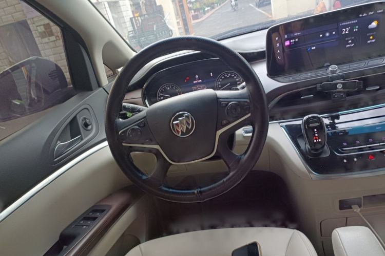 Used Buick GL8 2020 Land Business Class 652T Luxury Model Steering Wheel