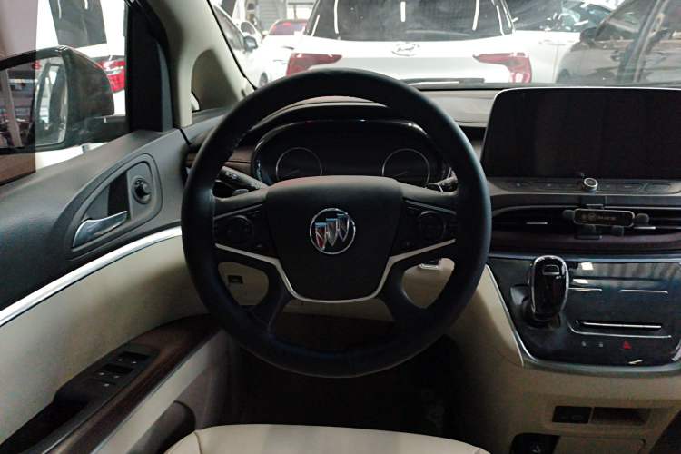 Used Buick GL8 2020 Land Business Class 652T Luxury Model Steering Wheel