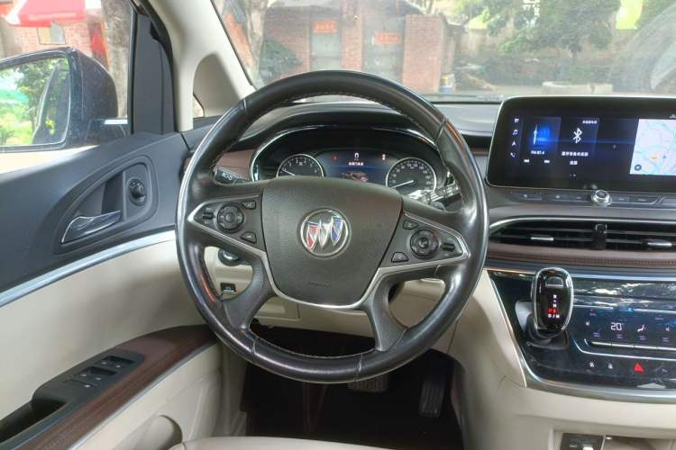 Used Buick GL8 2020 Land Business Class 652T Luxury Model Steering Wheel