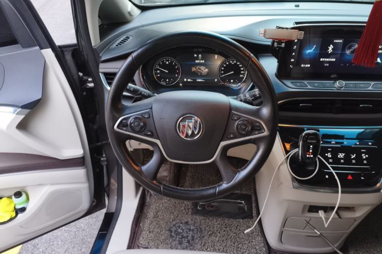 Used Buick GL8 2020 Land Business Class 652T Luxury Model Steering Wheel
