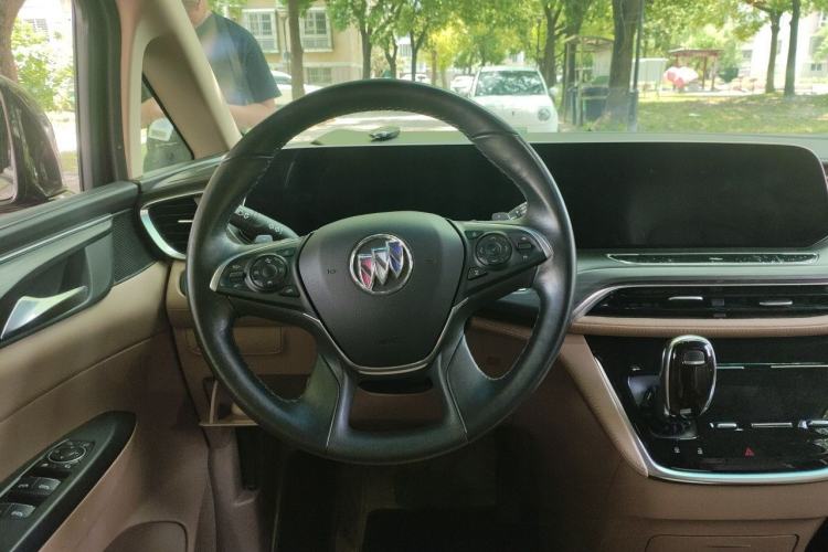 Used Buick GL8 2020 ES Land Cruiser 653T Luxury Model Steering Wheel