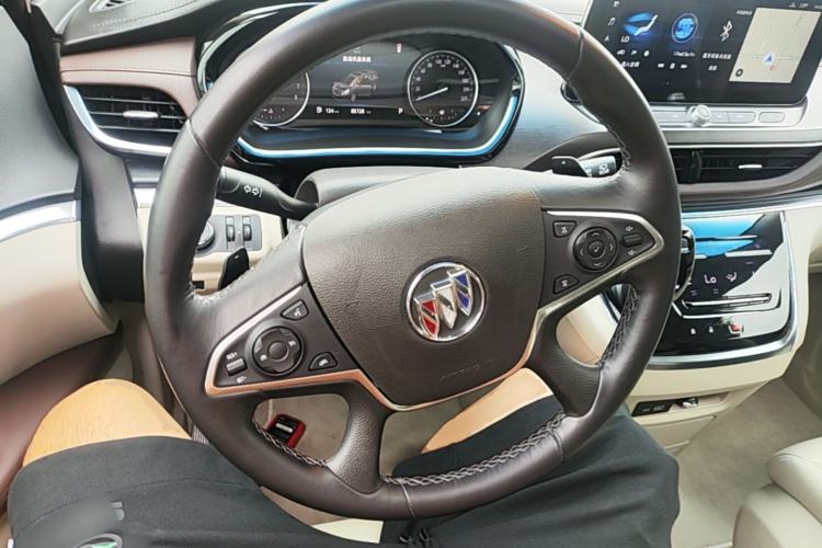 Used Buick GL8 2020 Land Business Class 652T Luxury Model Steering Wheel