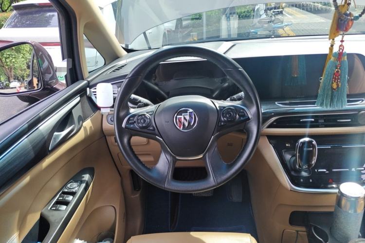 Used Buick GL8 2020 ES Land Cruiser 653T Flagship Model Steering Wheel