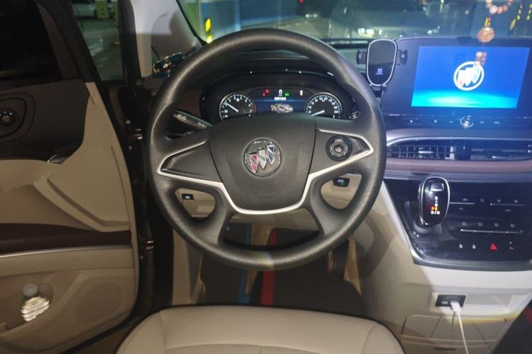 Used Buick GL8 2020 Land Cruiser Executive Class 652T Comfort Model Steering Wheel