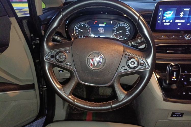 Used Buick GL8 2020 Land Business Class 652T Luxury Model Steering Wheel