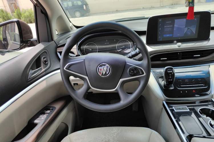 Used Buick GL8 2020 Land Cruiser Executive Class 652T Comfort Model Steering Wheel