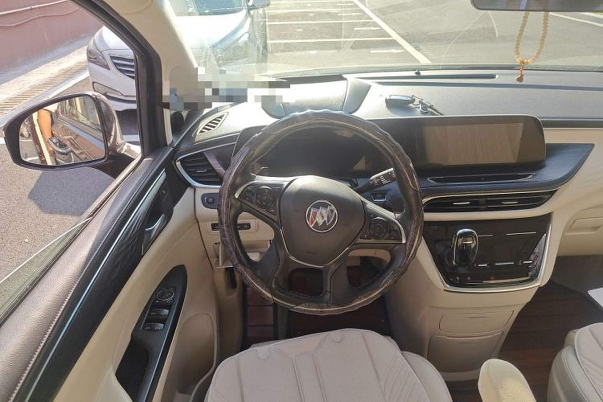 Used Buick GL8 2020 Avenir Avia Six-Seat Deluxe Edition Steering Wheel