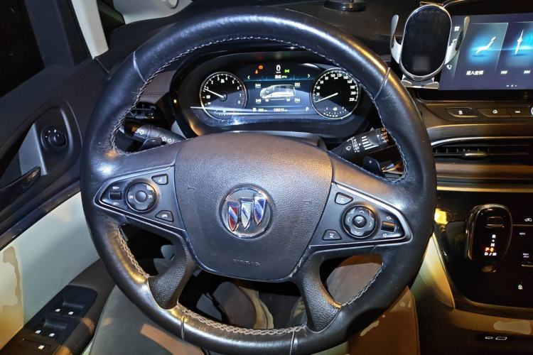 Used Buick GL8 2020 Land Business Class 652T Luxury Model Steering Wheel