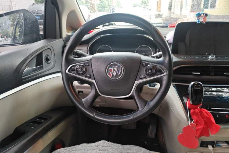 Used Buick GL8 2020 Land Business Class 652T Luxury Model Steering Wheel