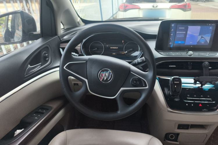 Used Buick GL8 2020 Land Cruiser Executive Class 652T Comfort Model Steering Wheel