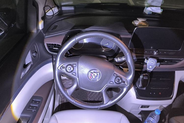 Used Buick GL8 2020 Land Business Class 652T Luxury Model Steering Wheel