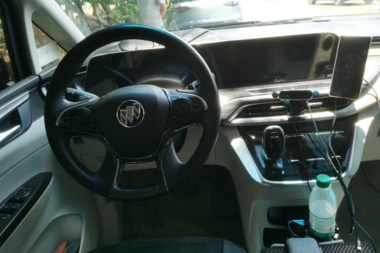 Used Buick GL8 2020 ES Land Cruiser 653T Comfort Edition Steering Wheel