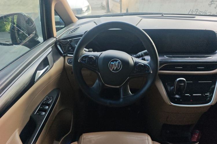 Used Buick GL8 2020 ES Land Cruiser 653T Luxury Edition Steering Wheel
